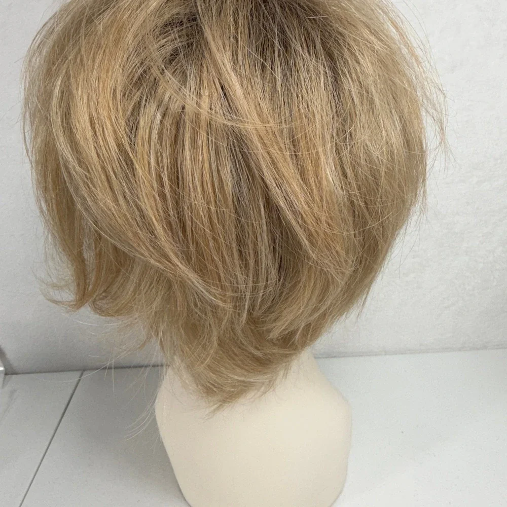 Pixie Cut Short Blonde Wig Layered Rooted Modacrylic Fiber Natural Style Classic